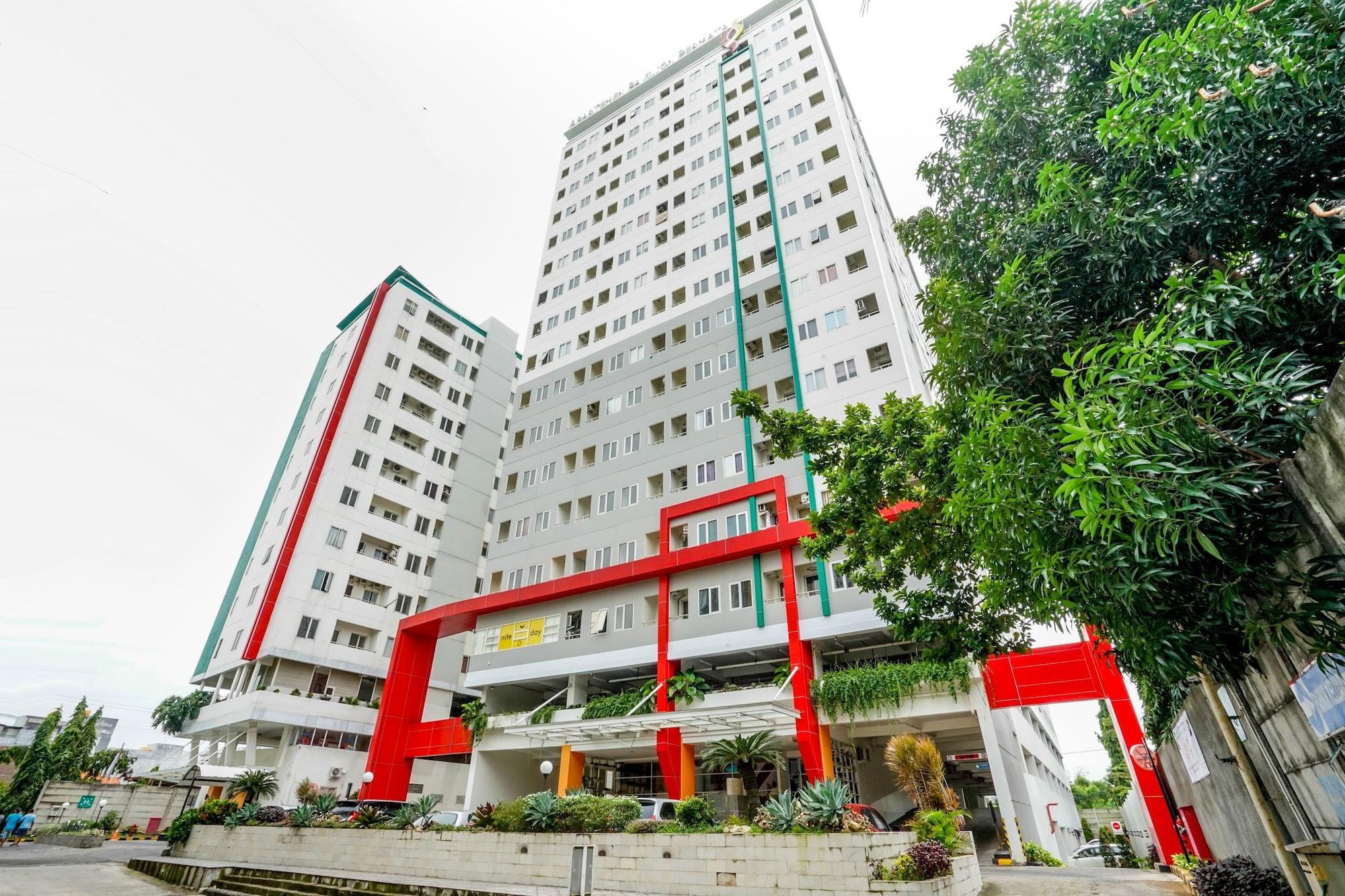 Super Oyo Capital O 91962 Pavilion Permata Σουραμπάγια Εξωτερικό φωτογραφία