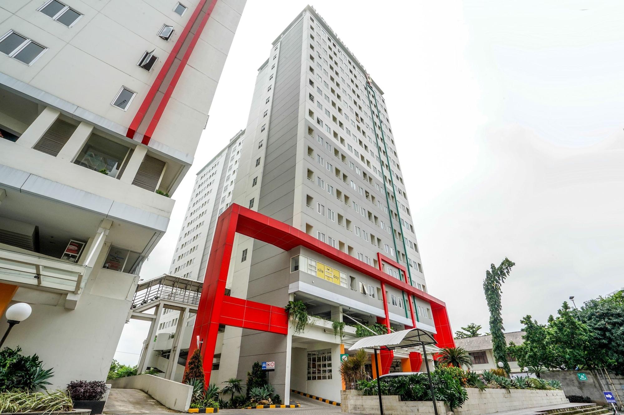 Super Oyo Capital O 91962 Pavilion Permata Σουραμπάγια Εξωτερικό φωτογραφία